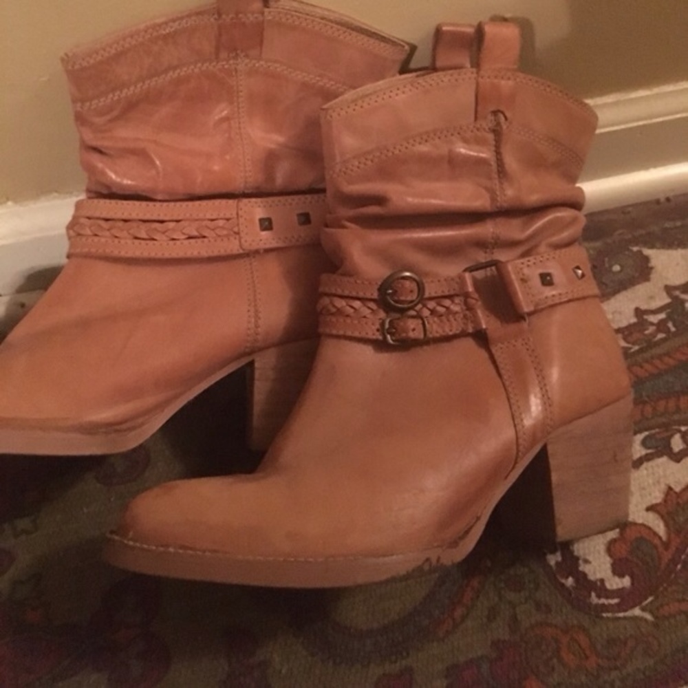Steve Madden leather ankle boots